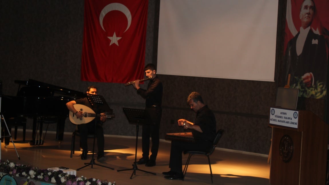 Flüt Konseri İzleyicilerini Büyüledi